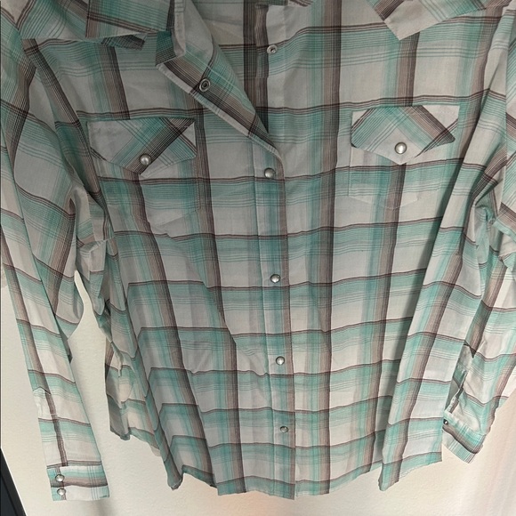 Wrangler Women’s Pearl Snap Shirt - Mint and White Plaid - Picture 3 of 4